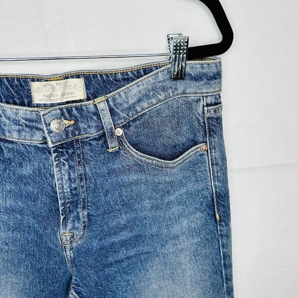 We The Free People Jeans Sz 27 (30x30) Blue Denim Distressed Straight Leg - Picture 7 of 13